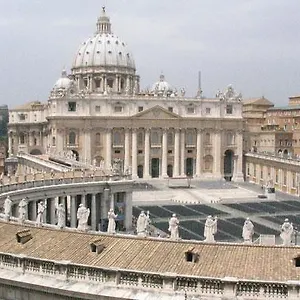 Domina Romae Roma